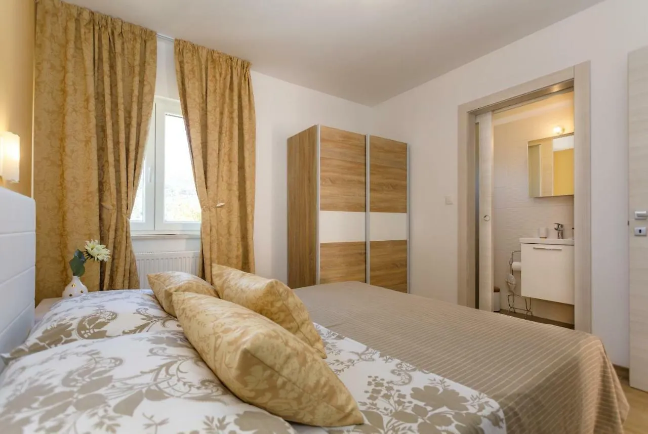 Villa Ivetta Veprinac 0*,  Chorvatsko